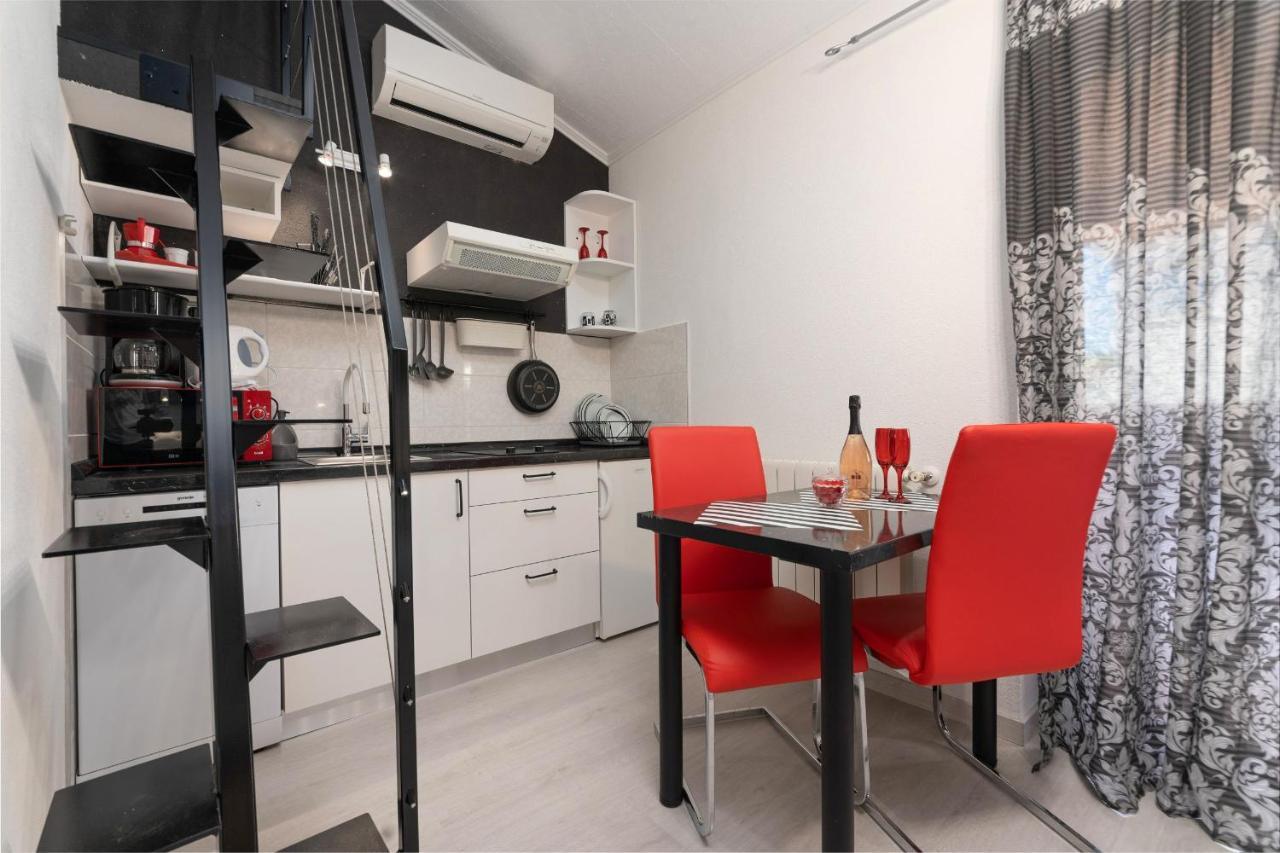Apartments Miri Vrsar Exterior photo